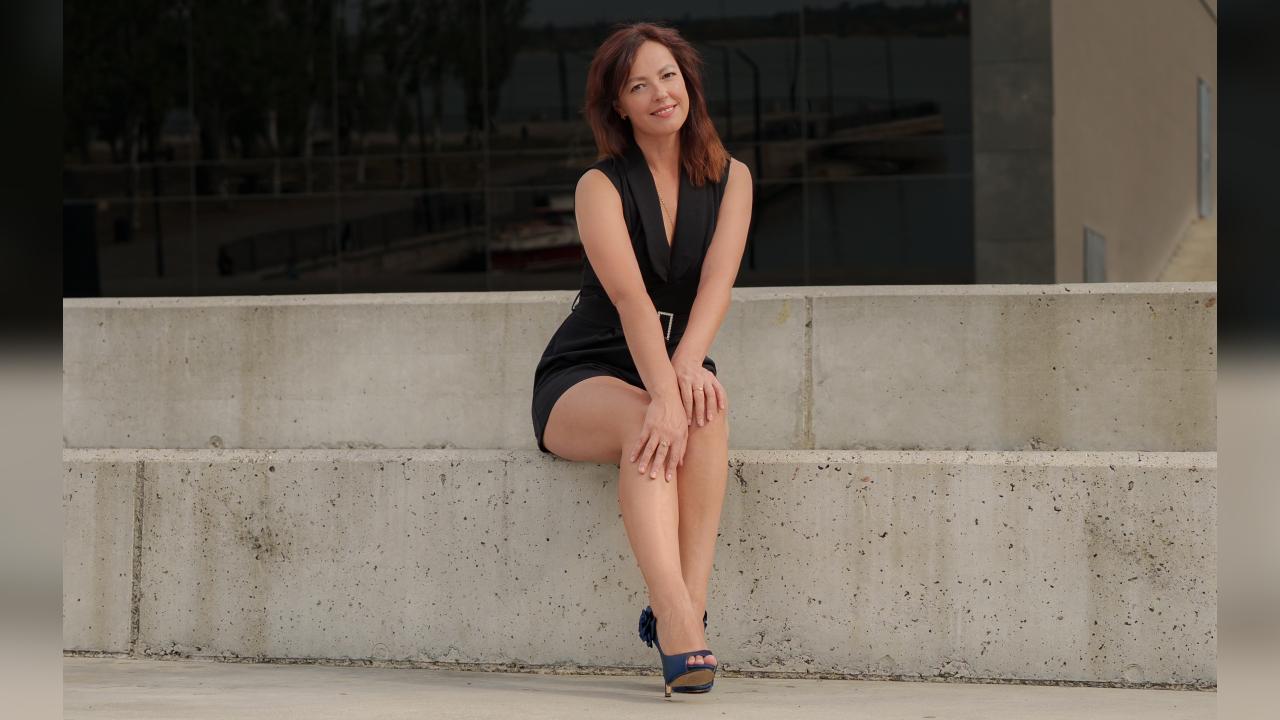 Webcam chat profile for OneJuicyBuns: Lingerie & stockings