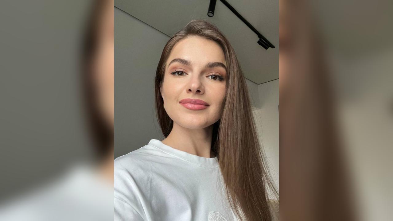 Webcam chat profile for MerryMur0: Cooking