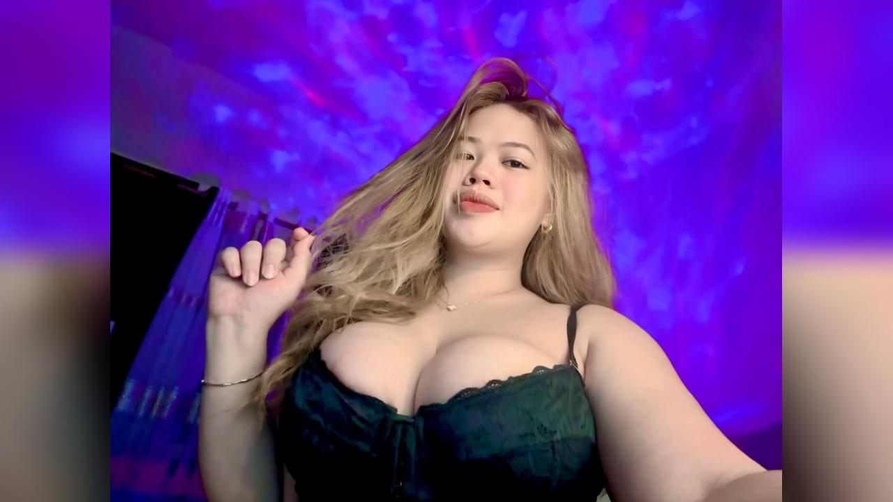 Webcam chat profile for Sweetpeach: Latex & rubber