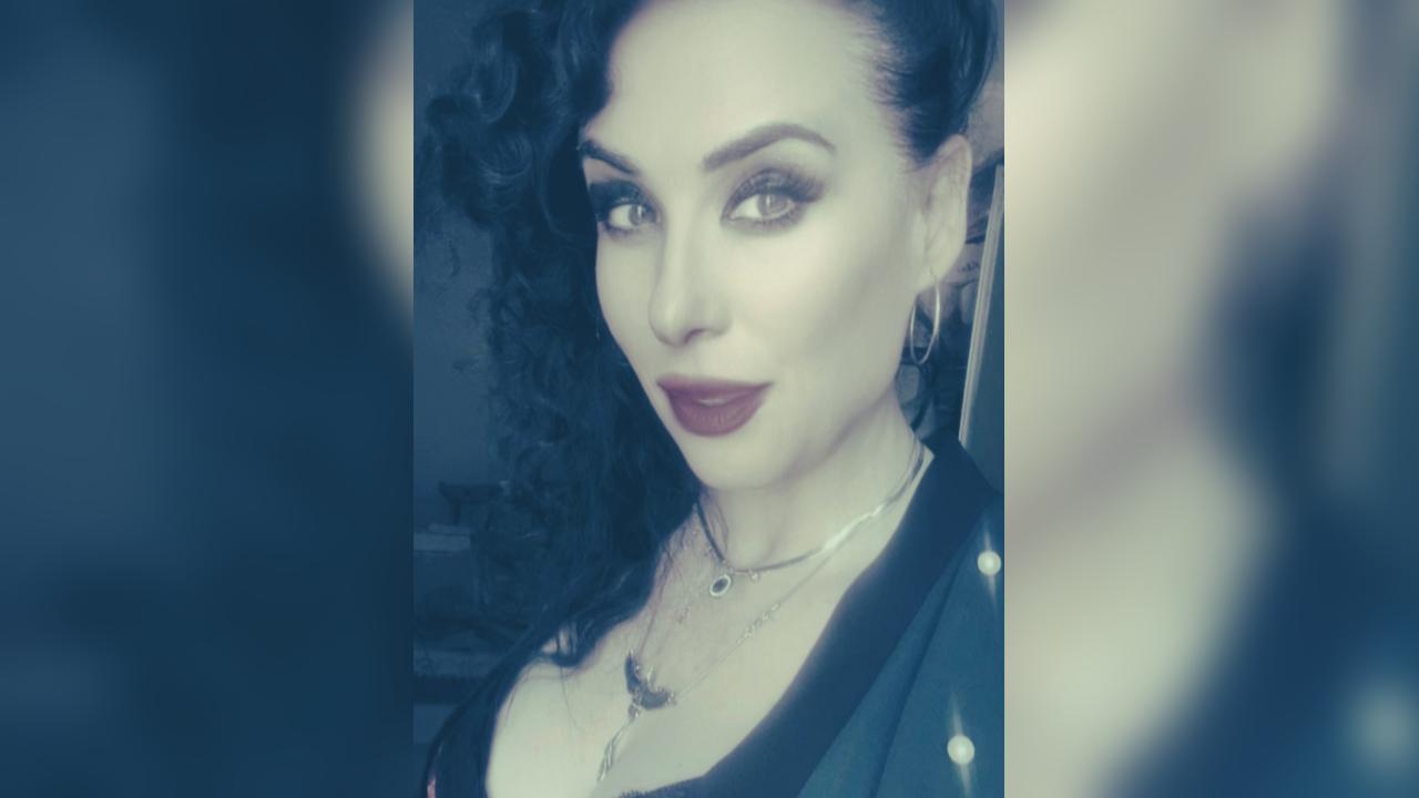 Webcam chat profile for AlyaHarper: Ask about my other interests