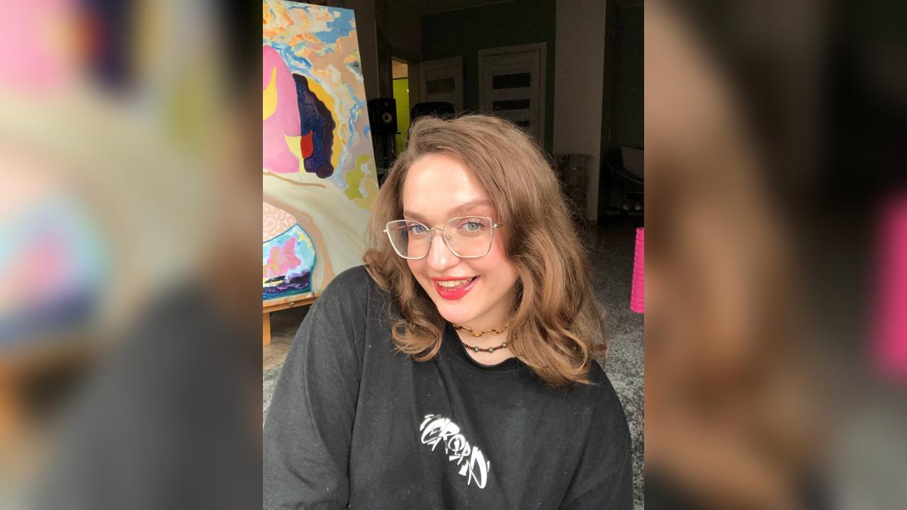 Webcam chat profile for JennyGo: Outfits