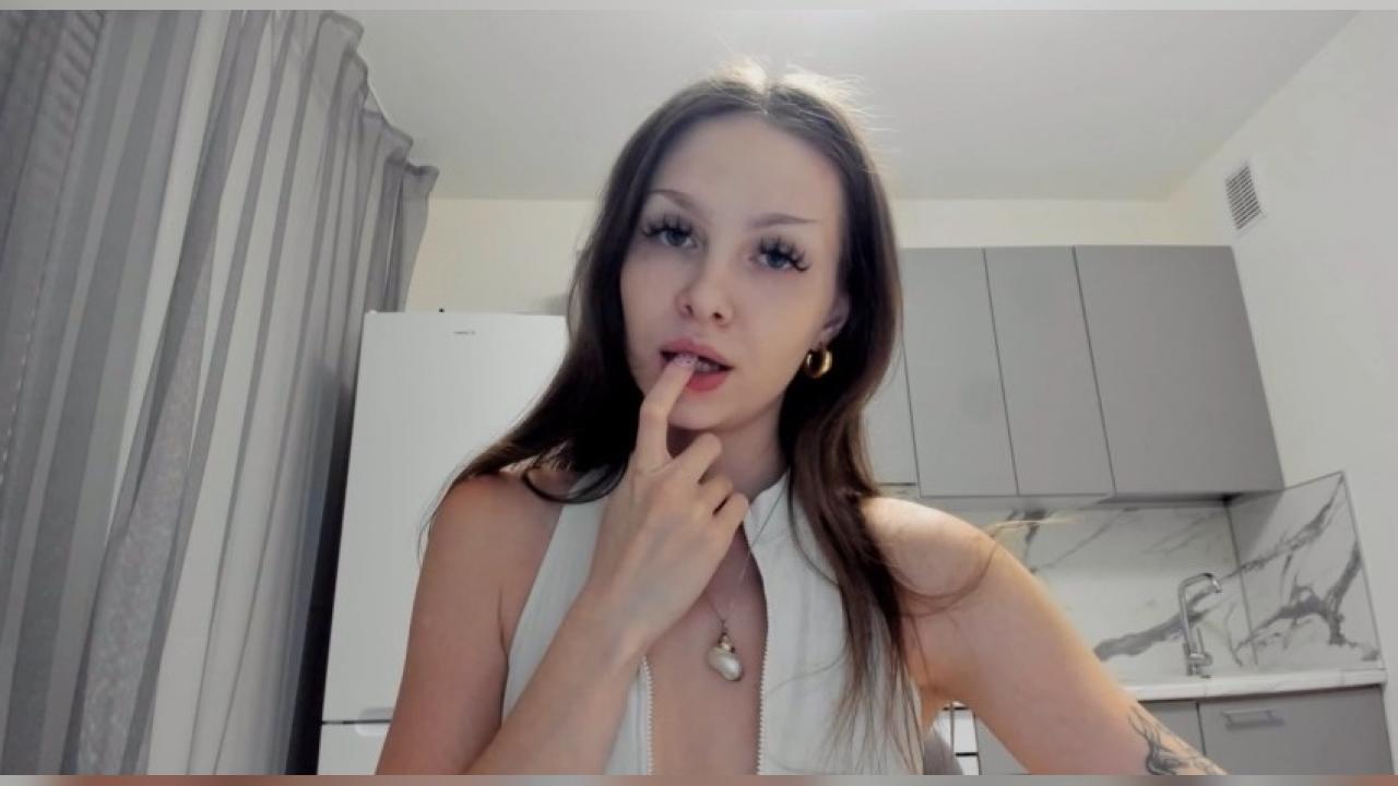 Webcam chat profile for Miriamleroy: Legs, feet & shoes