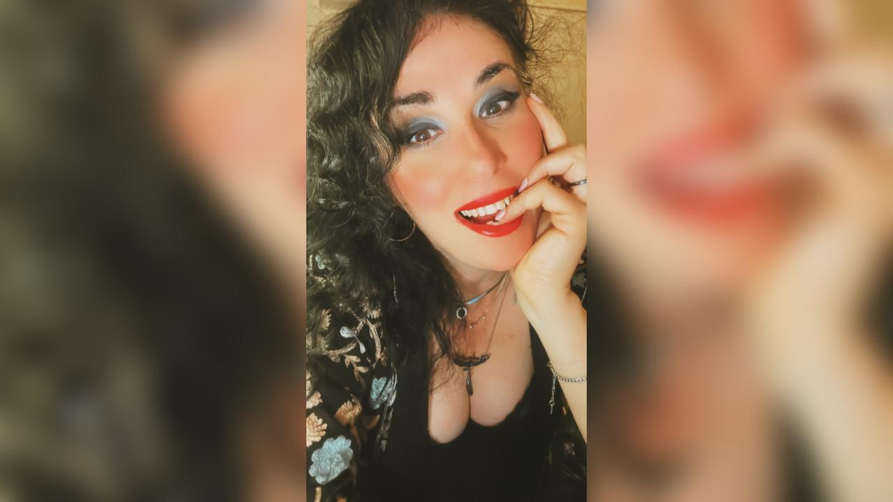 Webcam chat profile for AlyaHarper: Ask about my other interests