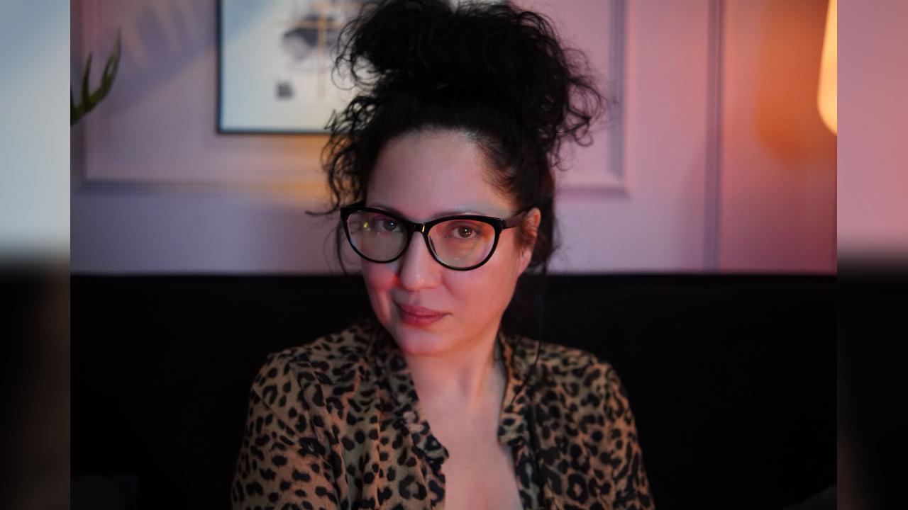 Webcam chat profile for AnitaMuse: Latex & rubber