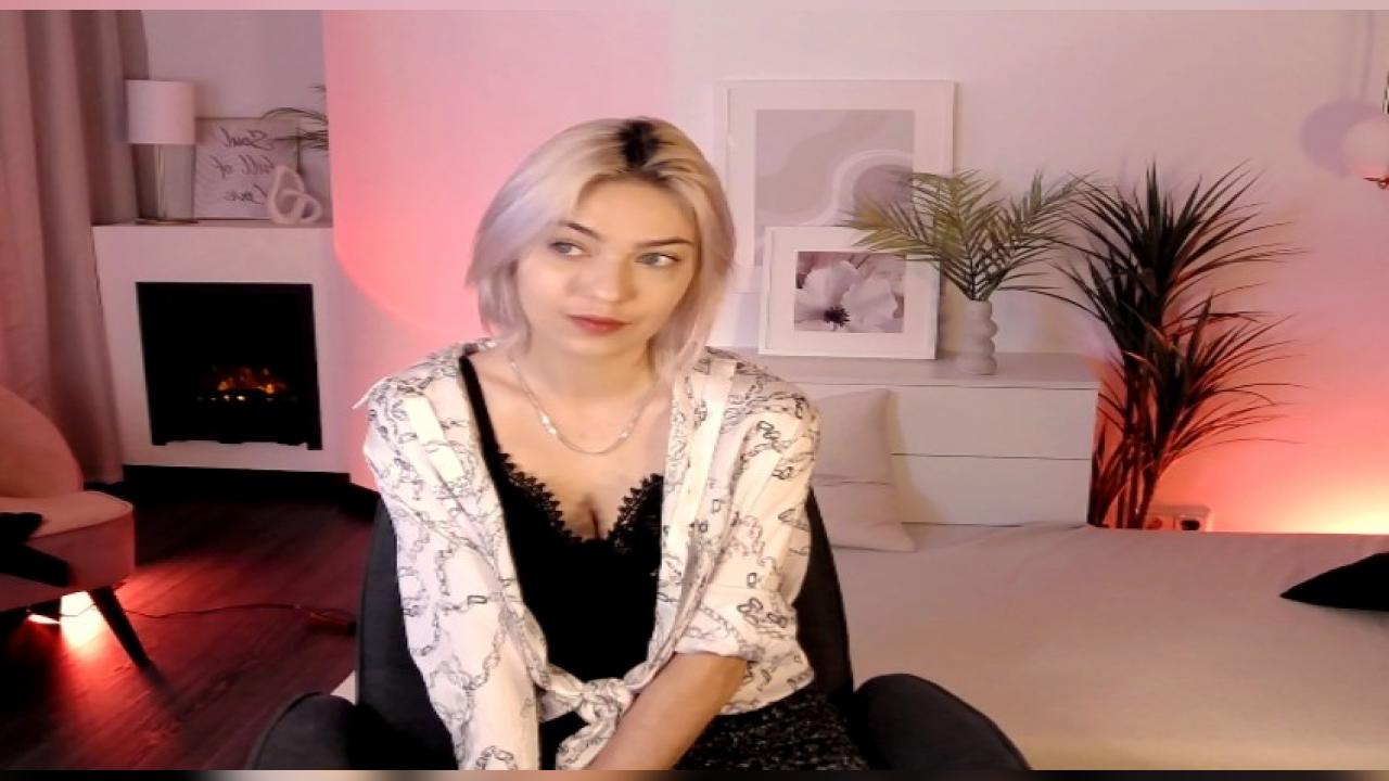 Webcam chat profile for AlysiaSun: Legs, feet & shoes
