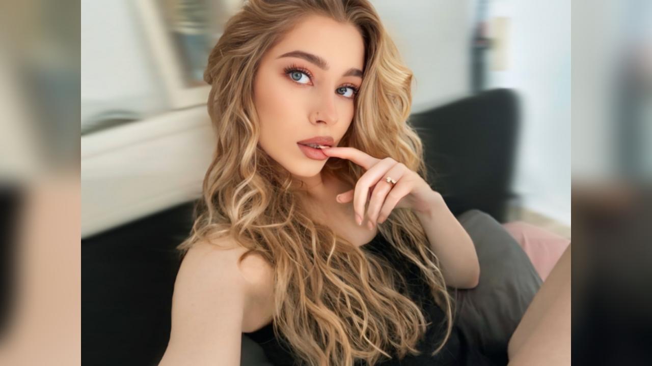 Webcam chat profile for PrettyBunny: Ask about my Hobbies