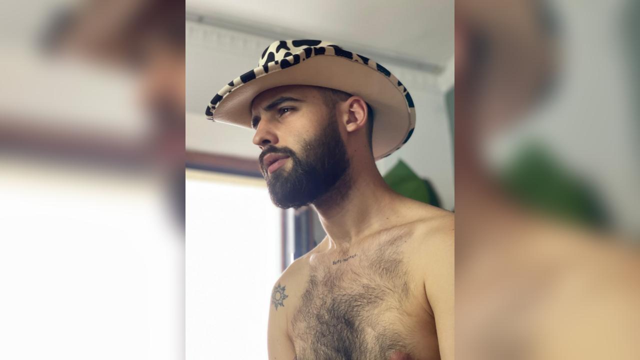 Webcam chat profile for HAIRYROBXXX: Bondage & discipline