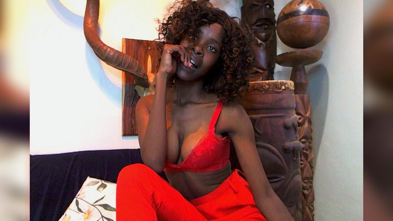 Webcam chat profile for Natasha: Nipple play