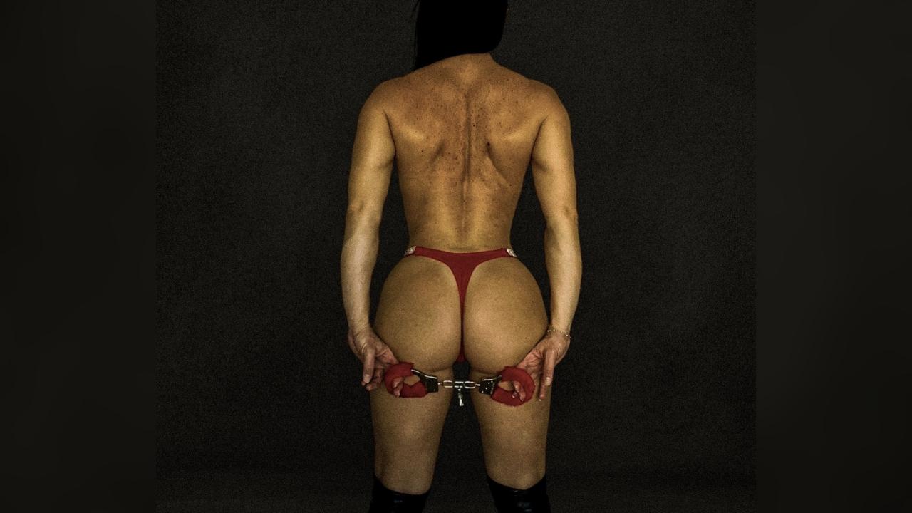 Webcam chat profile for KrissssCharming: Dominatrix