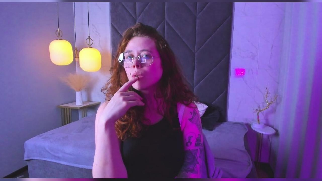 Webcam chat profile for SophiePure: Bondage & discipline