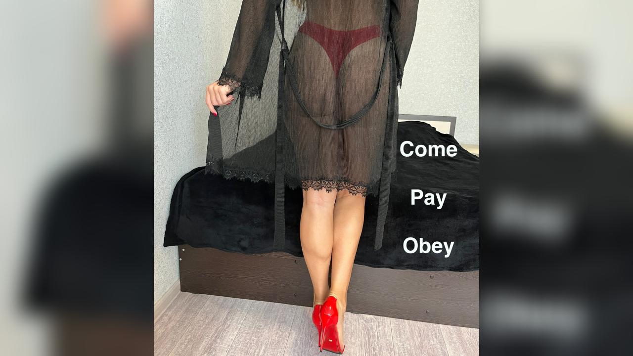 Webcam chat profile for 007YourEspecial: Kissing