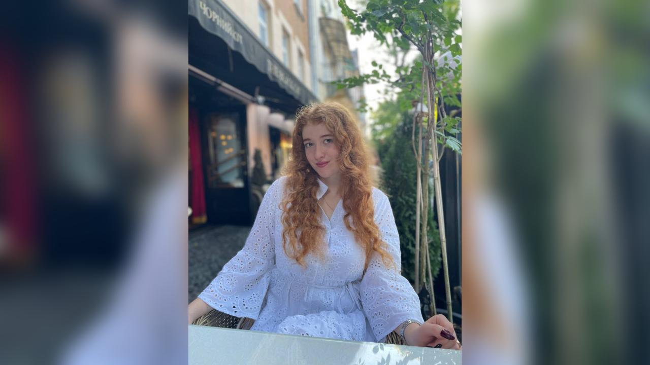 Webcam chat profile for Andriana: Ask about my Hobbies