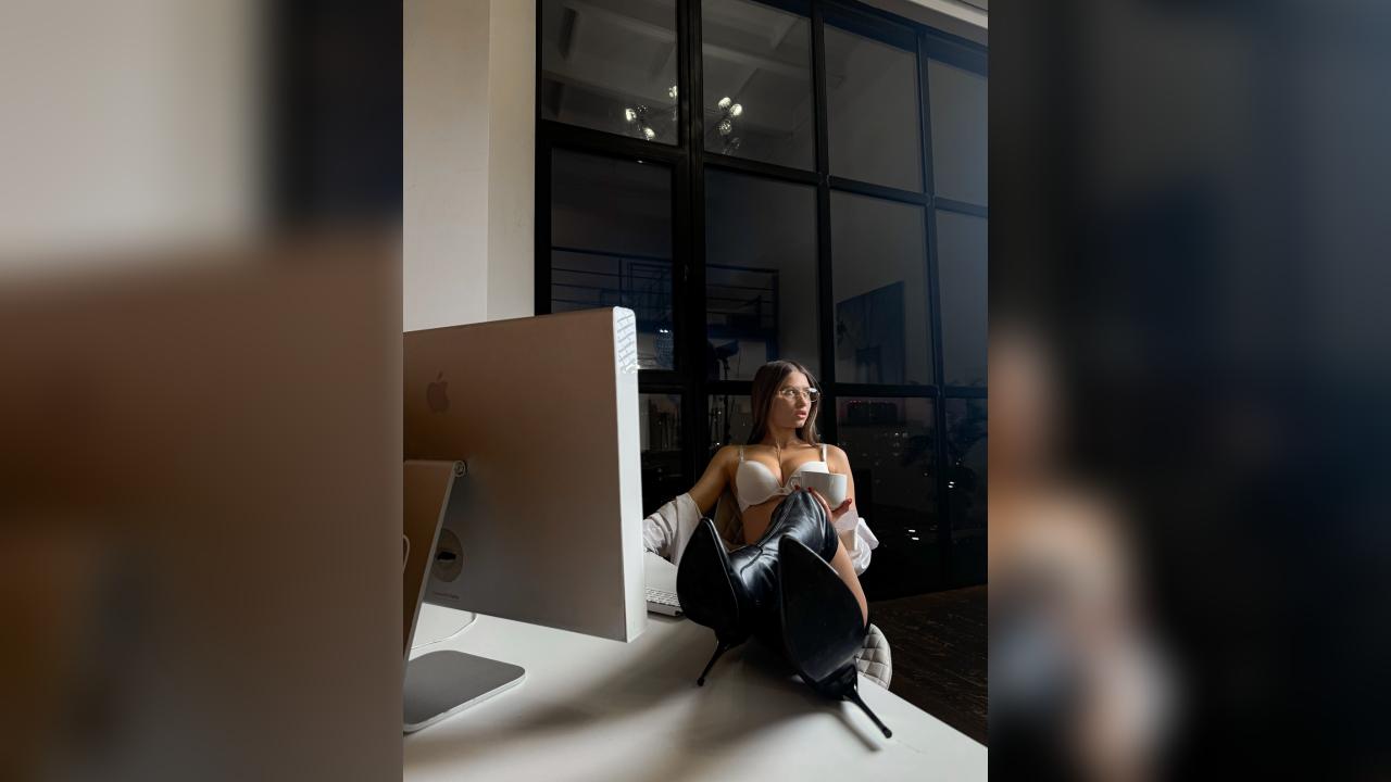 Webcam chat profile for 0OrderAndObey: Bondage & discipline