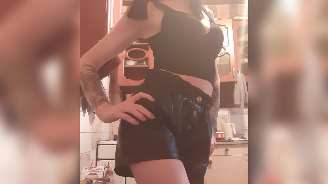 Webcam chat profile for 001Mistress