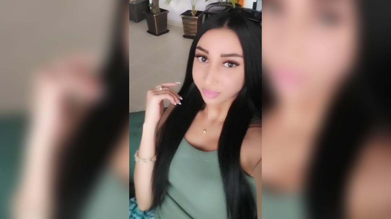 Webcam chat profile for Lum1a: Ask about my Hobbies