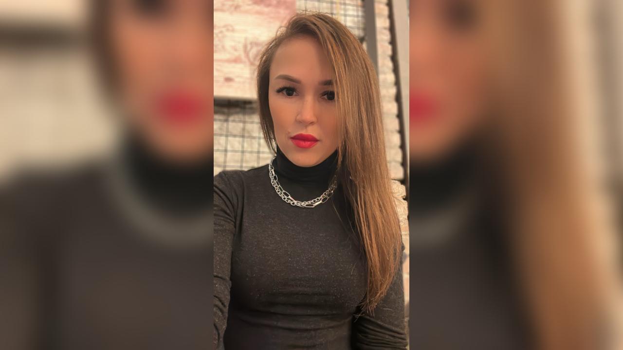 Webcam chat profile for Margosha1: Smoking