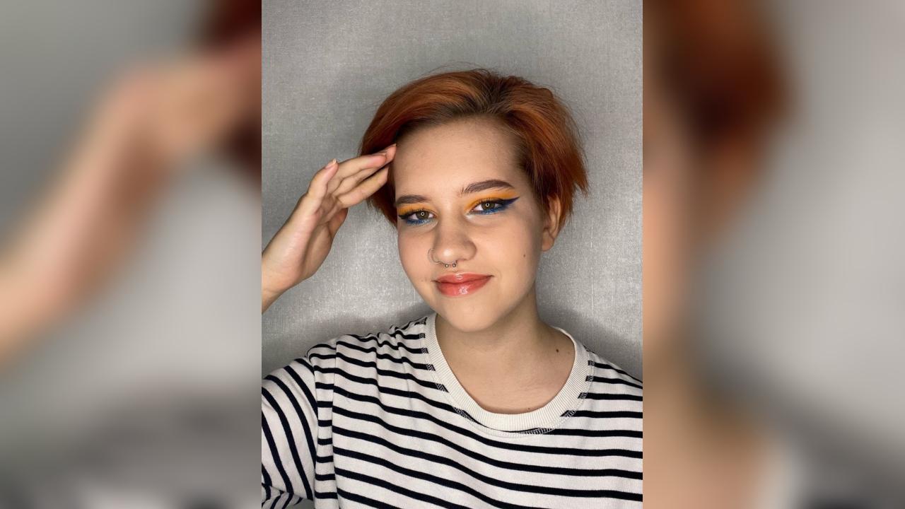 Webcam chat profile for KiraSavre: Legs, feet & shoes