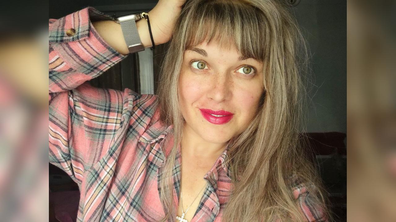 Webcam chat profile for KellyGentleTouc