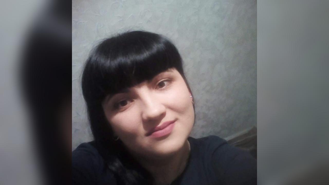 Webcam chat profile for Mila90