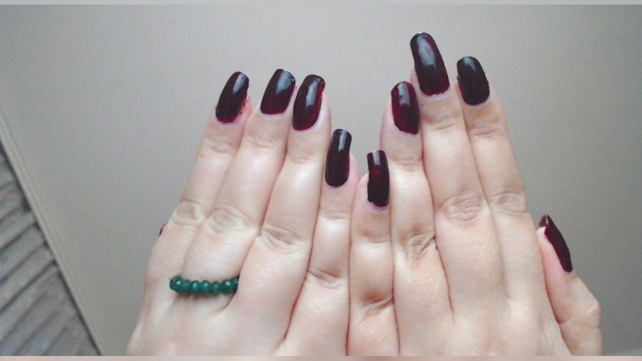 Webcam chat profile for LuckyLilu: Legs, feet & shoes