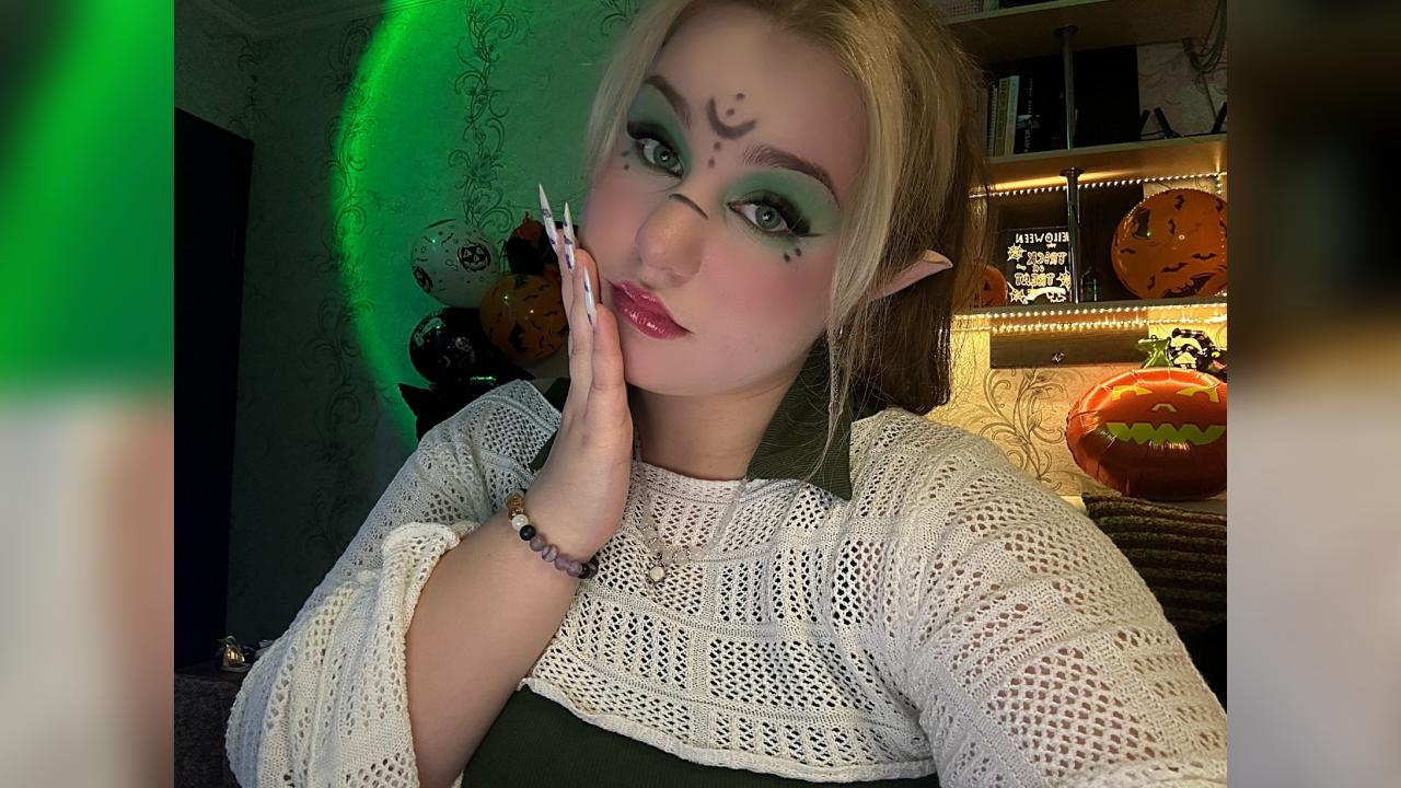 Webcam chat profile for AlSunset22: Dancing