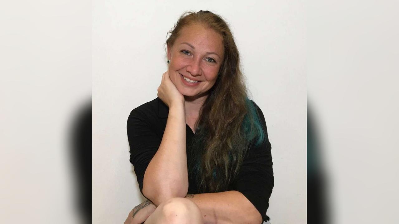 Webcam chat profile for BarbaraCook: Legs, feet & shoes