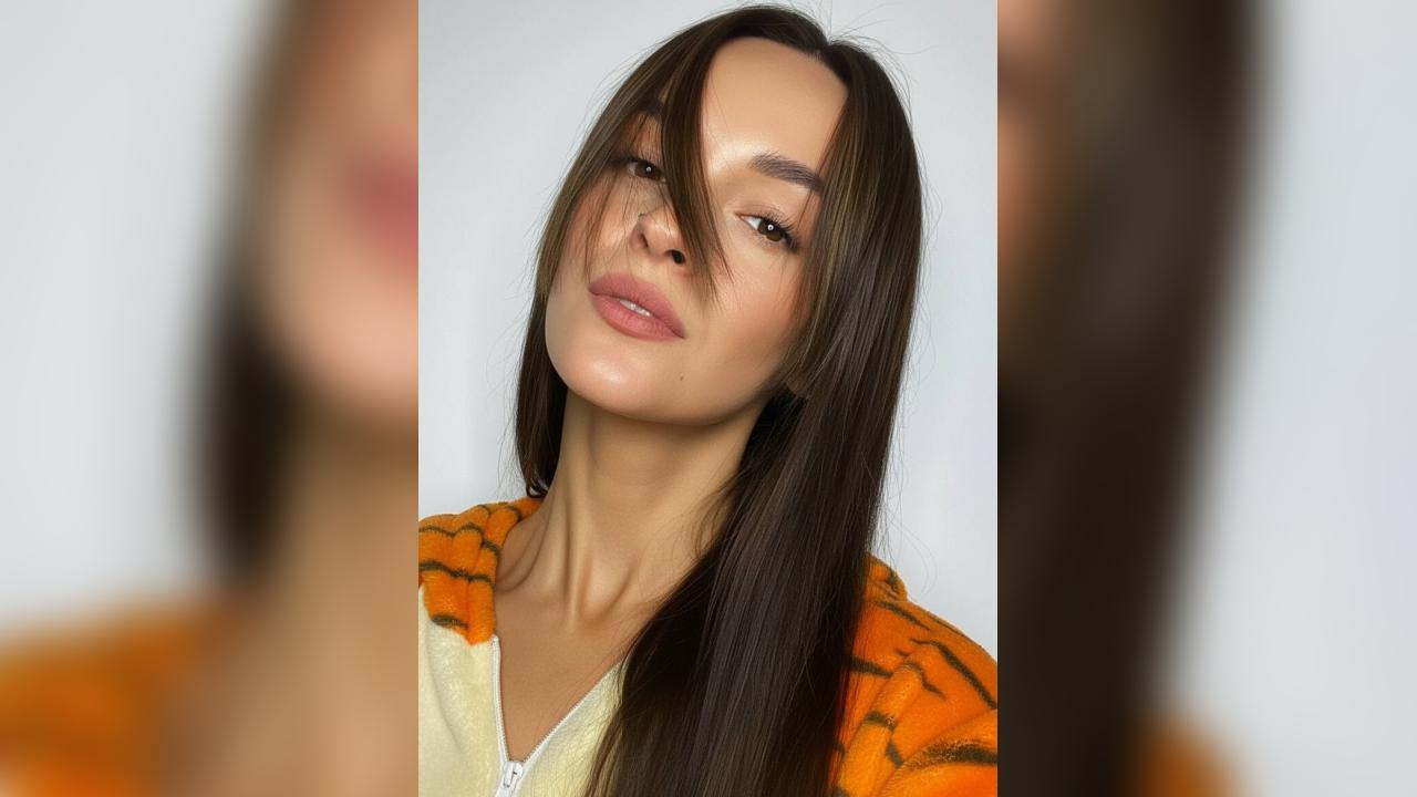 Webcam chat profile for 00FireGirl