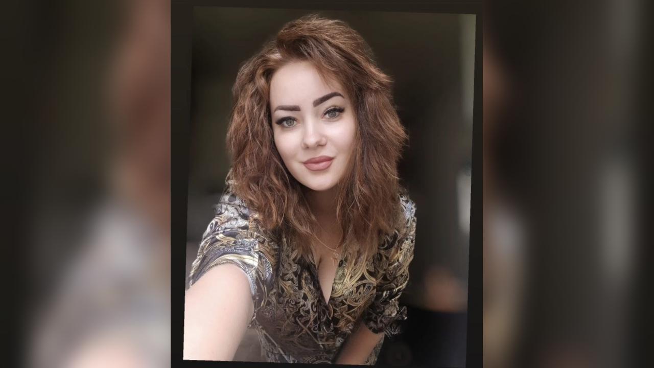 Webcam chat profile for Kossandraa1: Nails