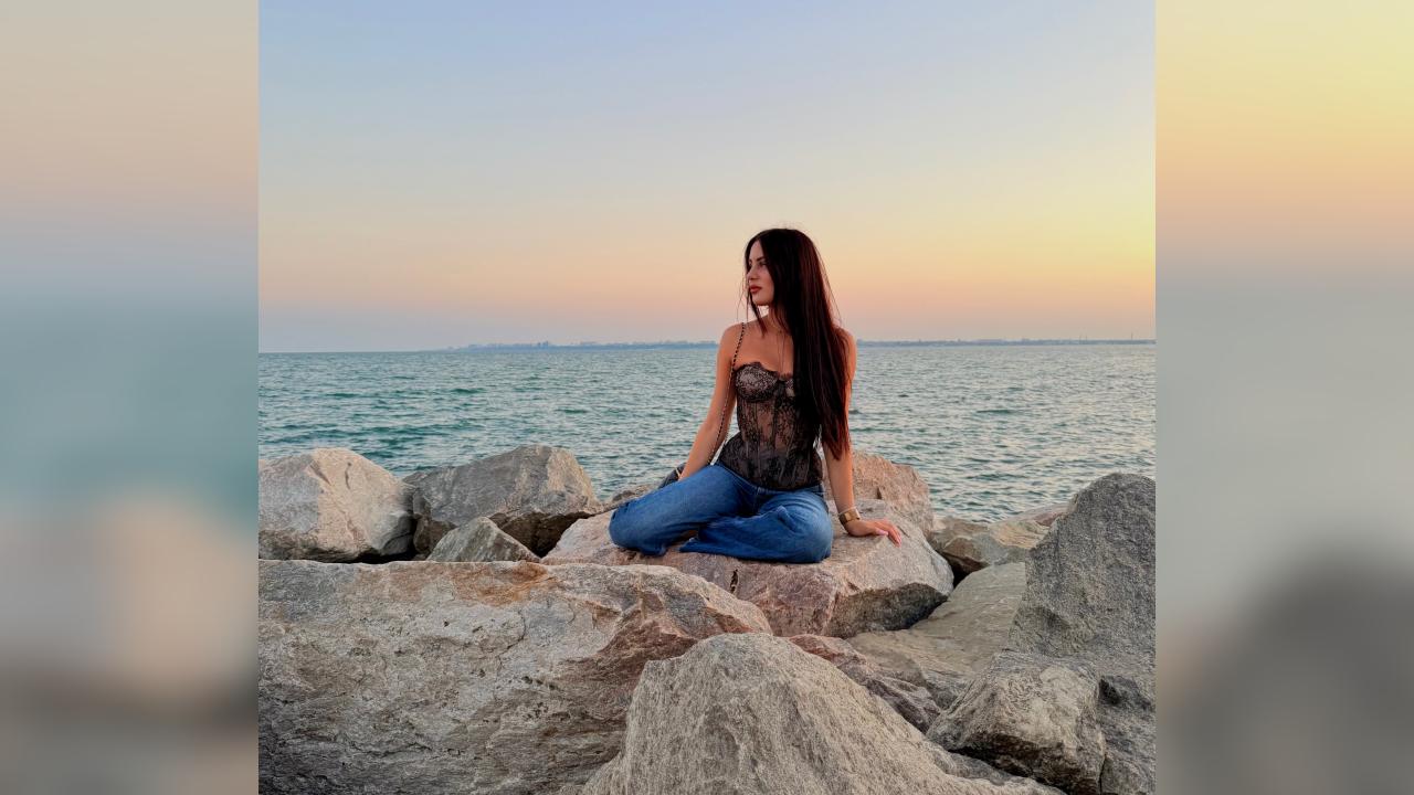 Webcam chat profile for LunaShinee: Dancing