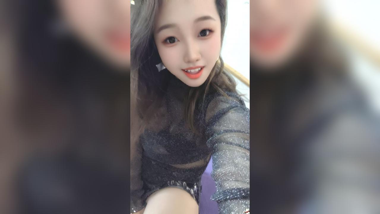 Webcam chat profile for JaneJoy: Latex & rubber