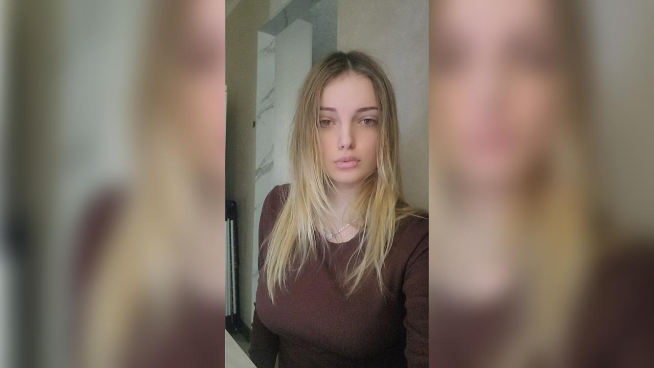 Webcam chat profile for SweetRinaKiss: Outfits