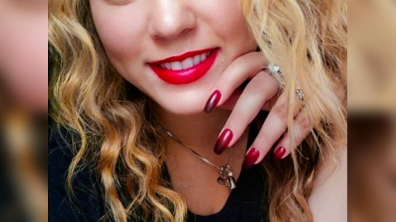 Webcam chat profile for AquamarineGold: Lingerie & stockings