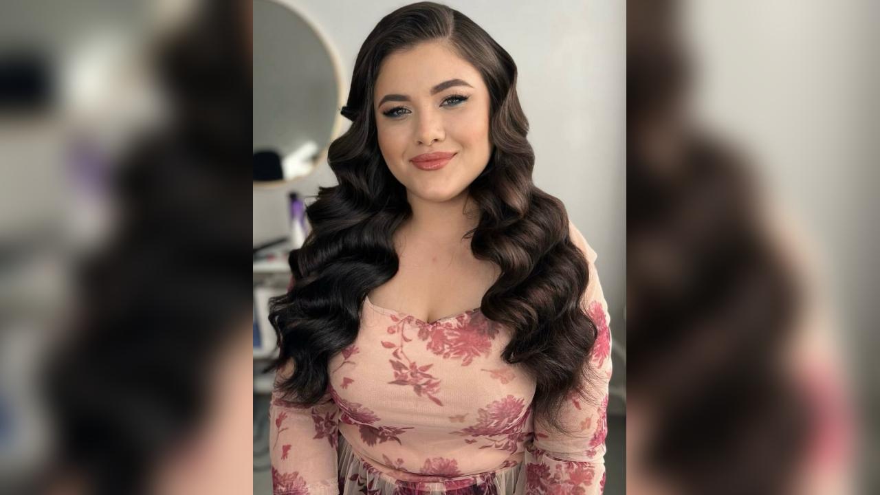 Webcam chat profile for Uli4kaLI: Legs, feet & shoes