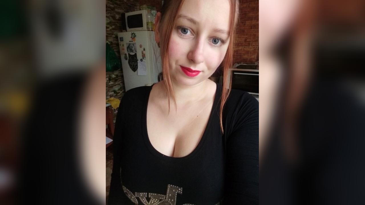 Webcam chat profile for Aleksa23