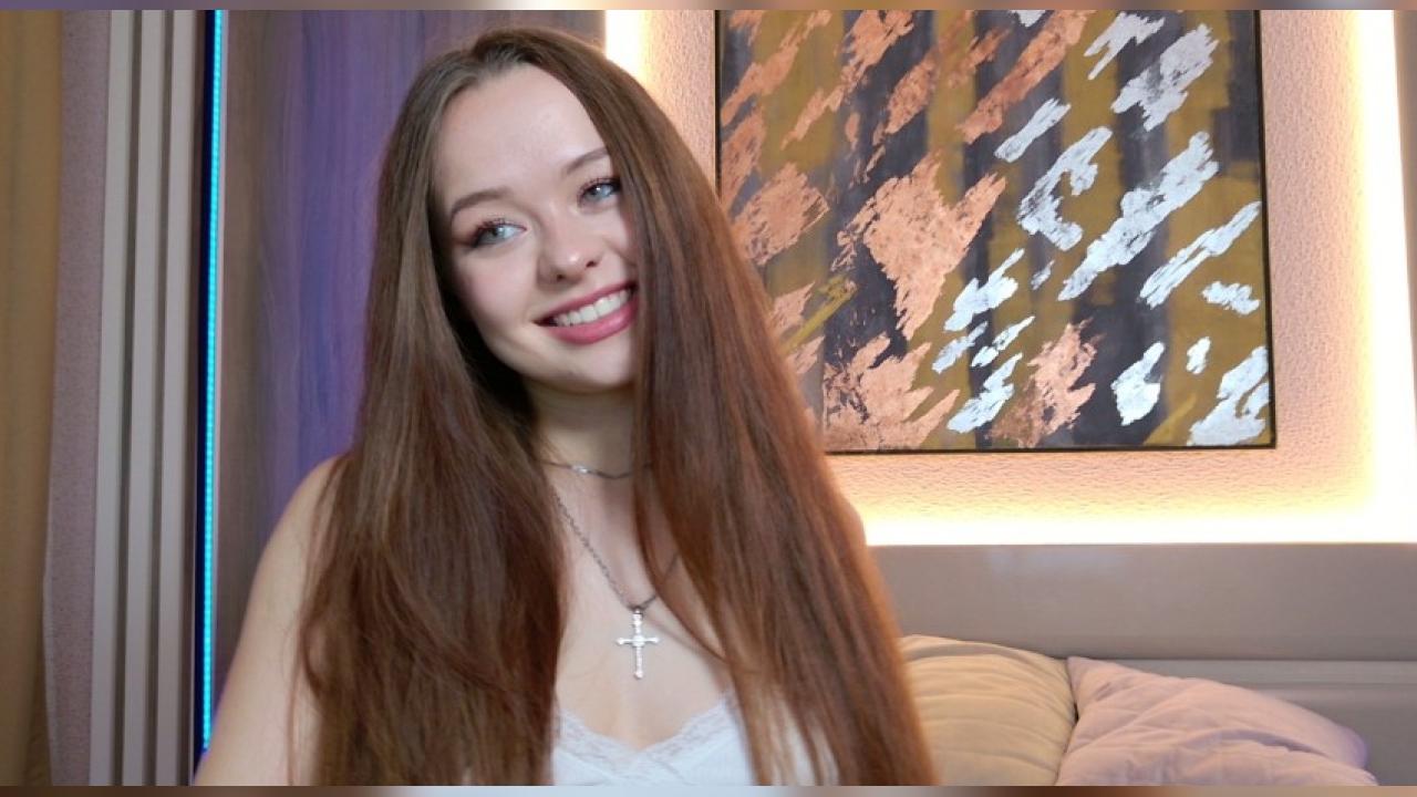 Webcam chat profile for SweetieMisss: Legs, feet & shoes