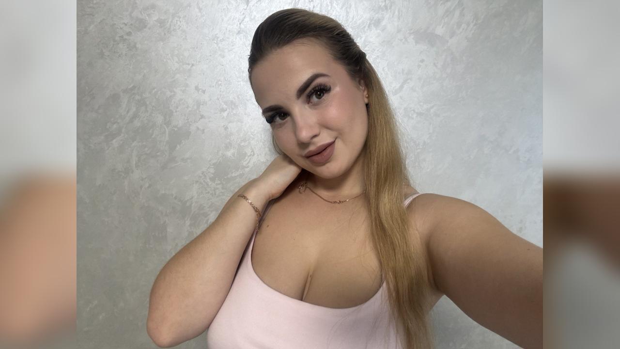 Webcam chat profile for MissTemptation1: Outfits