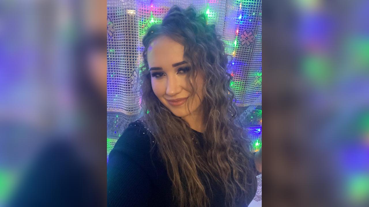 Webcam chat profile for Si1ana: Ask about my Hobbies