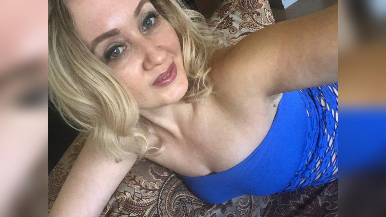 Webcam chat profile for LovelyViictor1a