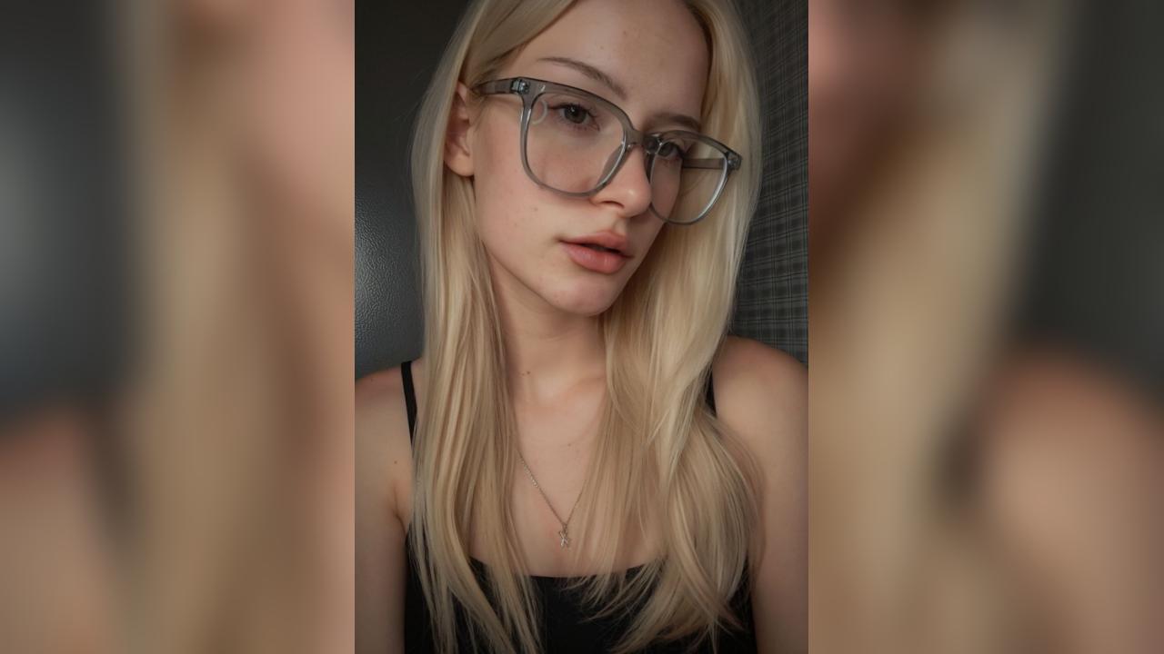 Webcam chat profile for Nyala: Ask about my Hobbies