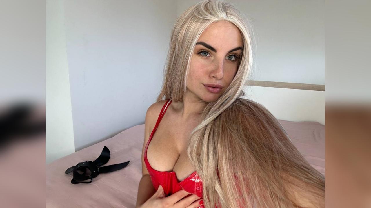 Webcam chat profile for Zay1a: Ask about my Hobbies