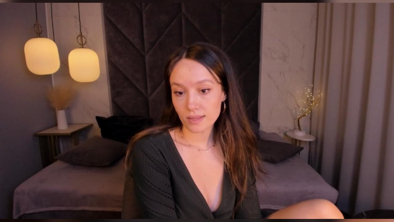 Webcam chat profile for AgnesGoddes: Legs, feet & shoes