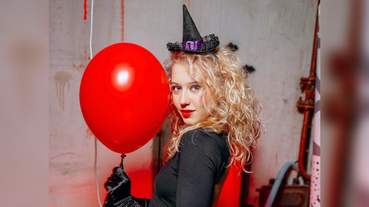 Webcam chat profile for IceIceCream: Dancing