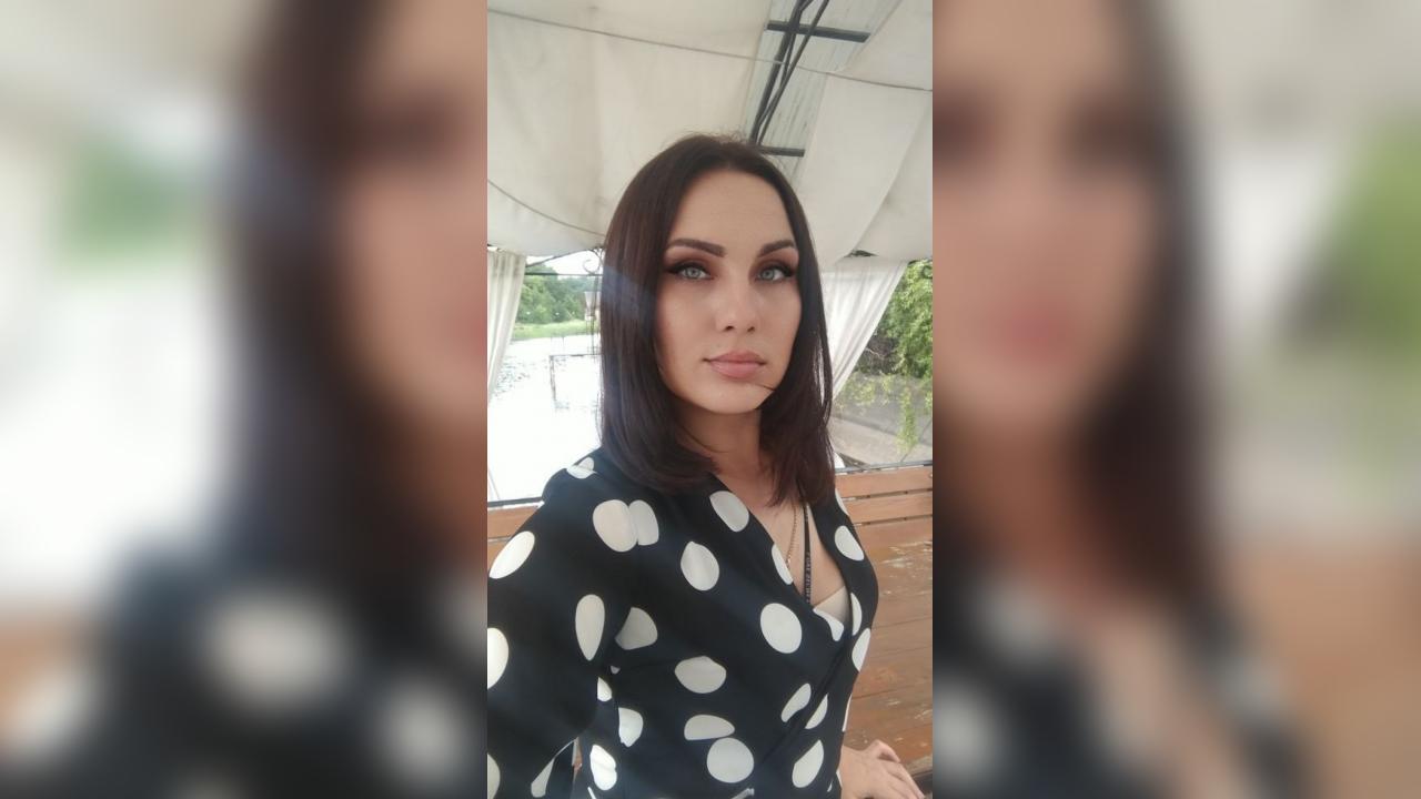 Webcam chat profile for MariseNoir: Dancing