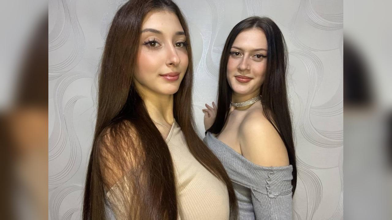 Webcam chat profile for FavoriteKitties: Kissing