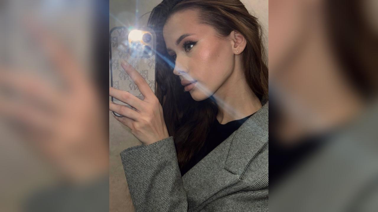 Webcam chat profile for PerfectRose