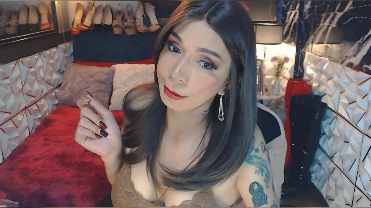 Webcam chat profile for CELINAFOX: Dominatrix