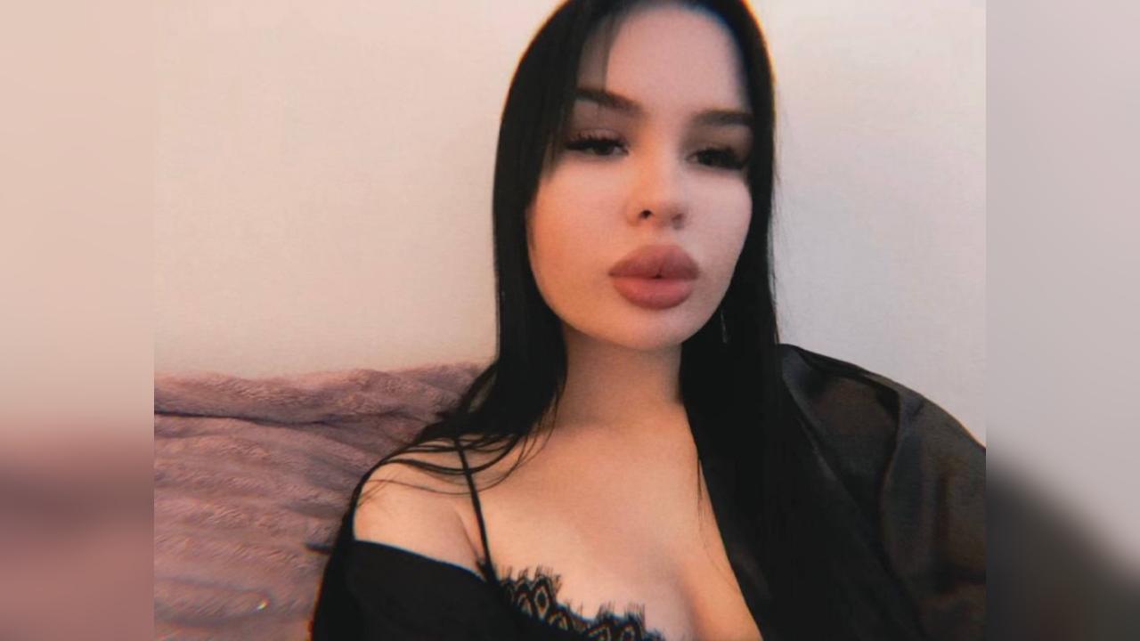 Webcam chat profile for SabinnA