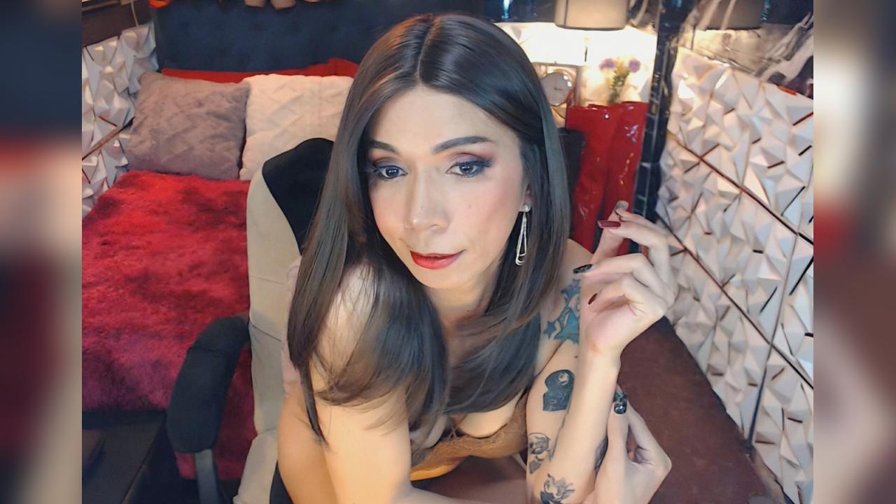 Webcam chat profile for CELINAFOX: Dominatrix