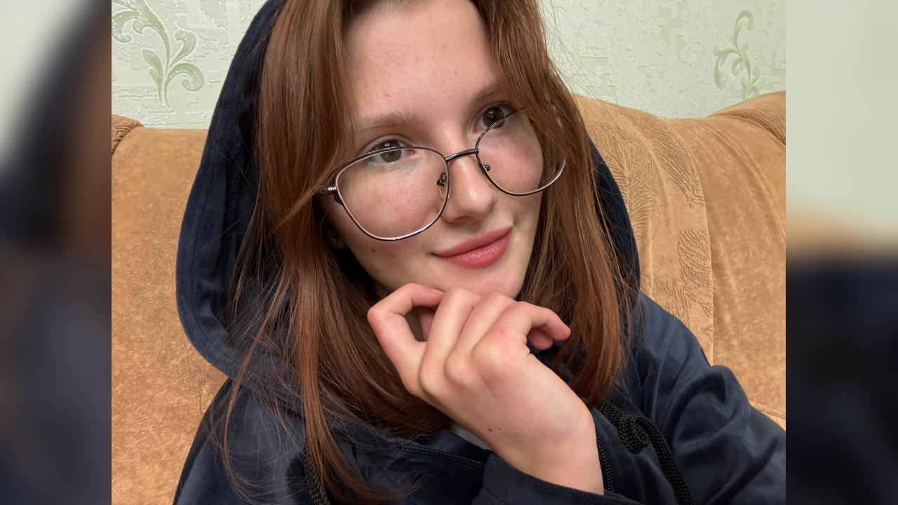 Webcam chat profile for EnchantingSiren: Ask about my Hobbies