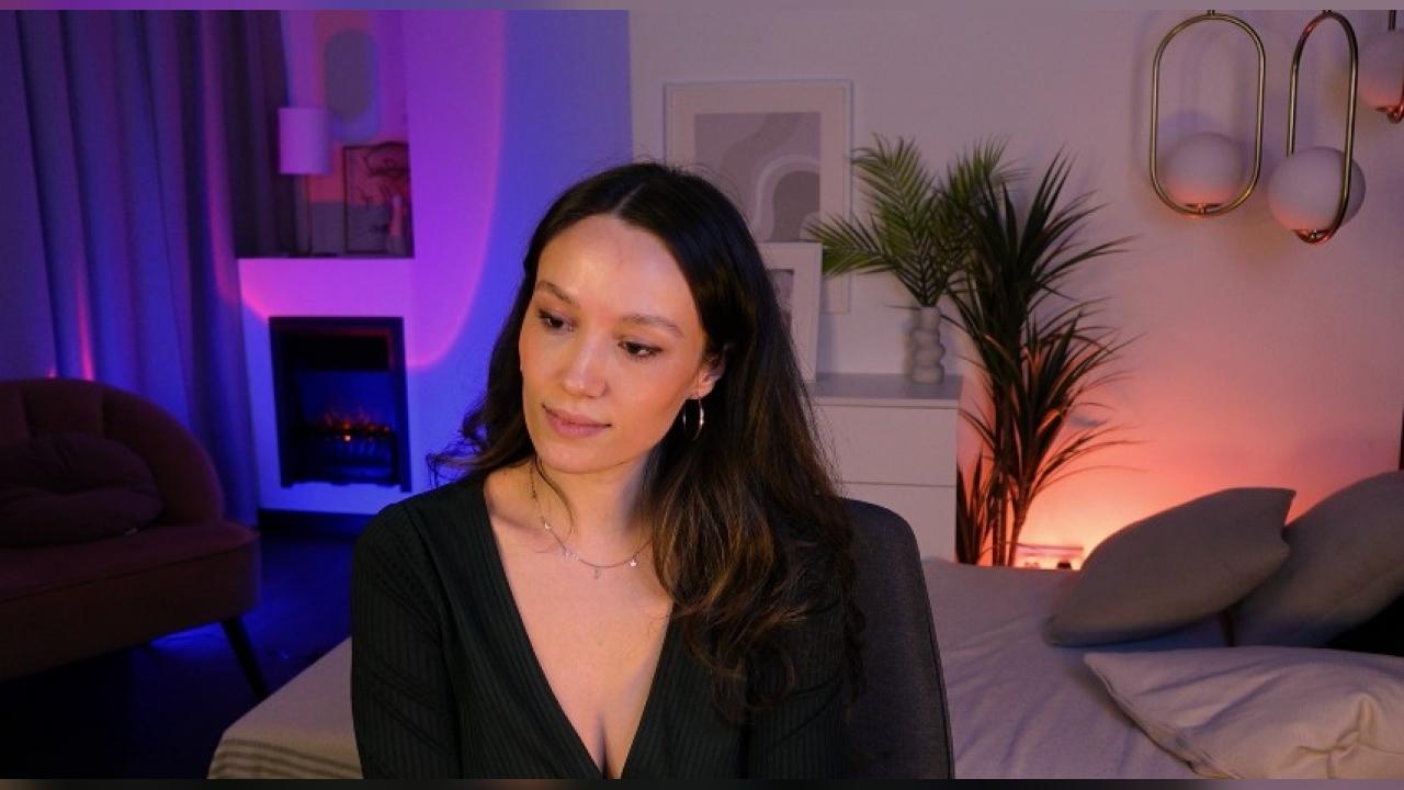 Webcam chat profile for AgnesGoddes: Legs, feet & shoes